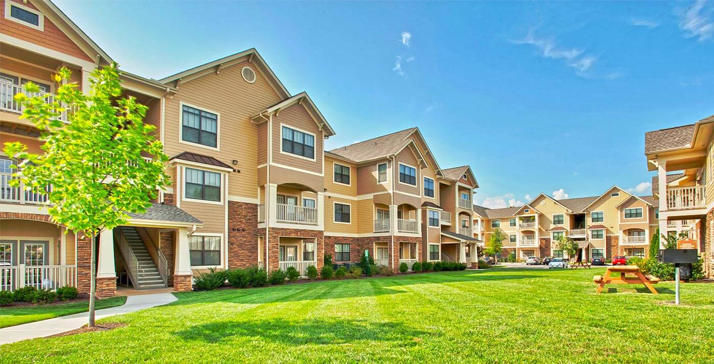 LORGAVEN Apartments @ Newark Airport, NJ